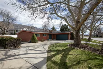888 Thornfield Rd, Kaysville, UT 84037 - Photo 1