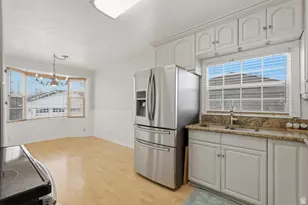 6023 S 700 W, Murray, UT 84123 - Photo 9