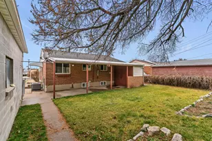 138 Lynnwood Dr, Clearfield, UT 84015 - Photo 23