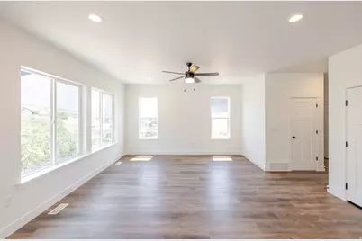 195 W Harmony Ridge Pkwy #601, Mapleton, UT 84664 - Photo 9