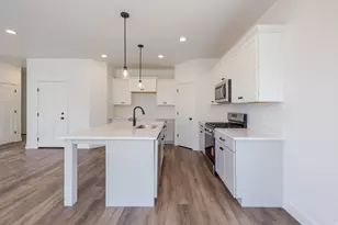 195 W Harmony Rdg Pkwy, Mapleton, UT 84664 - Photo 7