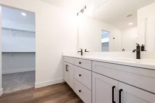 195 W Harmony Rdg Pkwy, Mapleton, UT 84664 - Photo 17