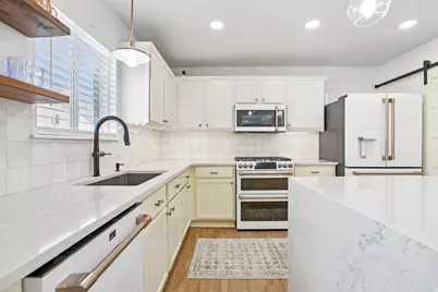 490 W Lakeview Dr, Lehi, UT 84043 - Photo 15