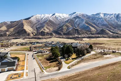 120 E Magnolia Ln #1, Mapleton, UT 84664 - Photo 9