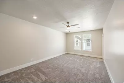 1058 S 2740 E, Spanish Fork, UT 84660 - Photo 19