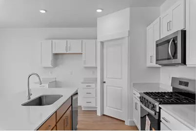 712 W 2840 S #9, Nibley, UT 84321 - Photo 9