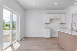 712 W 2840 S, Nibley, UT 84321 - Photo 7