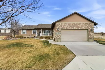 395 E 300 S, Gunnison, UT 84634 - Photo 3