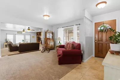 395 E 300 S, Gunnison, UT 84634 - Photo 11