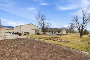 395 E 300 S, Gunnison, UT 84634 - Photo 39