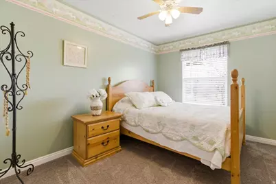 395 E 300 S, Gunnison, UT 84634 - Photo 19