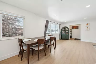 2193 E Carriage Ln #30, Salt Lake City, UT 84117 - Photo 7