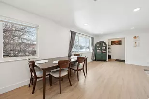 2193 E Carriage Ln, Salt Lake City, UT 84117 - Photo 7