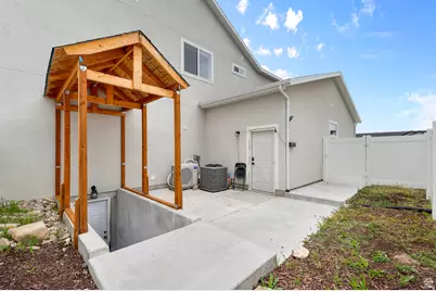 711 W 660 S, Tooele, UT 84074 - Photo 19