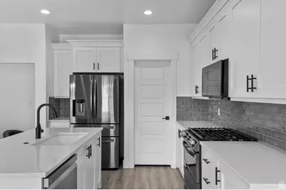 711 W 660 S, Tooele, UT 84074 - Photo 5