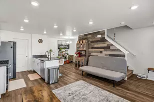 266 N Portside Ln, Saratoga Springs, UT 84045 - Photo 15