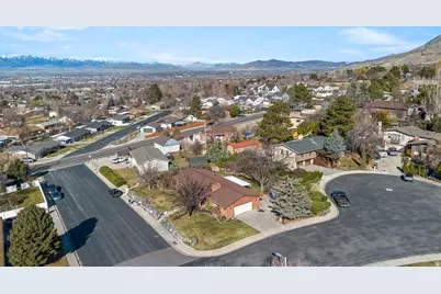 1541 E Blackhawk Dr S, Pleasant Grove, UT 84062 - Photo 29