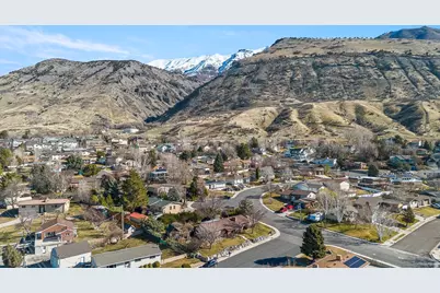 1541 E Blackhawk Dr S, Pleasant Grove, UT 84062 - Photo 33