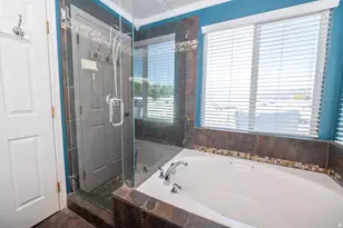 587 E Eastpointe Cir N, North Salt Lake, UT 84054 - Photo 17