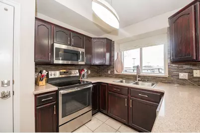 587 E Eastpointe Cir N, North Salt Lake, UT 84054 - Photo 13