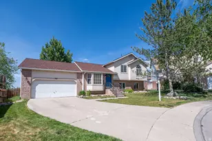 587 E Eastpointe Cir N, North Salt Lake, UT 84054 - Photo 3