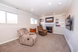 587 E Eastpointe Cir N, North Salt Lake, UT 84054 - Photo 23