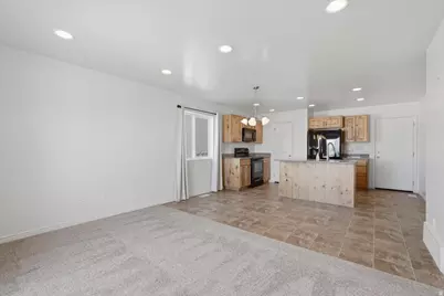 1218 N Moonlight Dr, Elk Ridge, UT 84651 - Photo 5