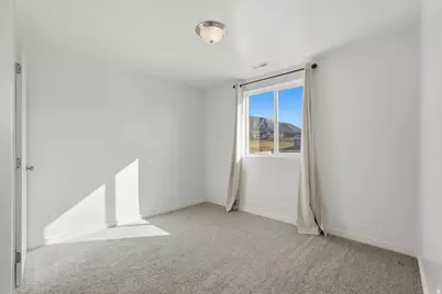 1218 N Moonlight Dr, Elk Ridge, UT 84651 - Photo 19