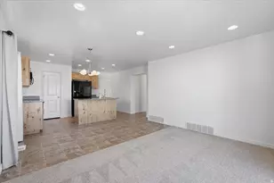 1218 N Moonlight Dr, Elk Ridge, UT 84651 - Photo 7