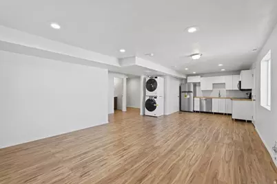 1218 N Moonlight Dr, Elk Ridge, UT 84651 - Photo 29