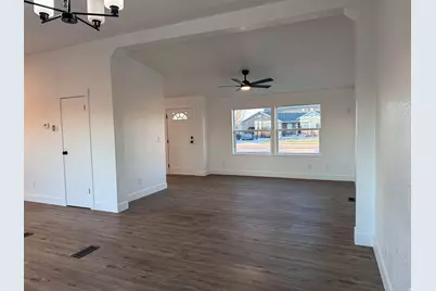 210 E 500 S, Gunnison, UT 84634 - Photo 15