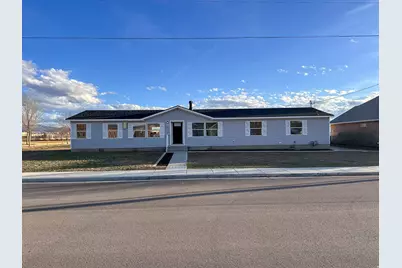 210 E 500 S, Gunnison, UT 84634 - Photo 35