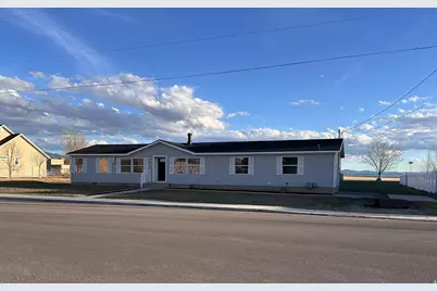 210 E 500 S, Gunnison, UT 84634 - Photo 33