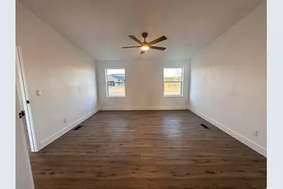 210 E 500 S, Gunnison, UT 84634 - Photo 21