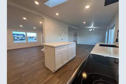 210 E 500 S, Gunnison, UT 84634 - Photo 9