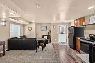 712 E 1170 N, Pleasant Grove, UT 84062 - Photo 35