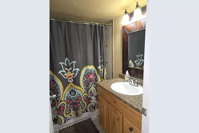 712 E 1170 N, Pleasant Grove, UT 84062 - Photo 33