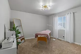 1600 W 200 N, Layton, UT 84041 - Photo 15