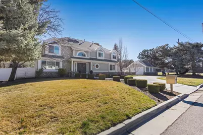 5155 S 2050 E, Holladay, UT 84117 - Photo 3