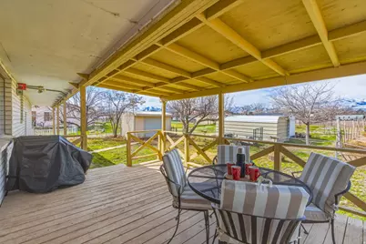 356 S Center St, Grantsville, UT 84029 - Photo 23