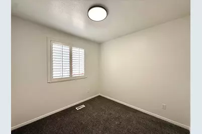 478 W 180 N, Clearfield, UT 84015 - Photo 11