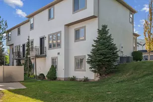 909 E Rosebud Ct, Draper, UT 84020 - Photo 37