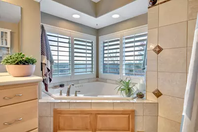 12298 S Graystone Ct E, Draper, UT 84020 - Photo 23