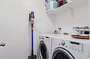 1056 W Painted Horse Ln, Bluffdale, UT 84065 - Photo 17