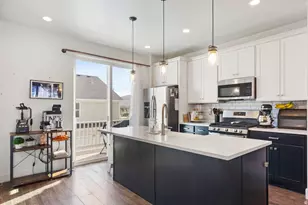 1056 W Painted Horse Ln, Bluffdale, UT 84065 - Photo 3