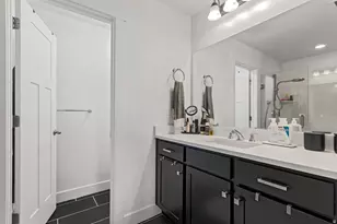 1056 W Painted Horse Ln, Bluffdale, UT 84065 - Photo 11