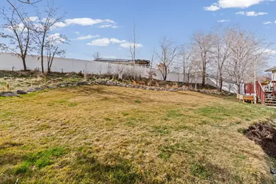 6976 S Kokopelli Ct W, West Jordan, UT 84081 - Photo 23