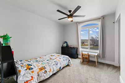 6976 S Kokopelli Ct W, West Jordan, UT 84081 - Photo 17