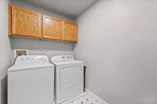 6976 S Kokopelli Ct W, West Jordan, UT 84081 - Photo 11