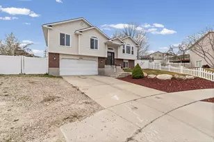 6976 S Kokopelli Ct W, West Jordan, UT 84081 - Photo 27
